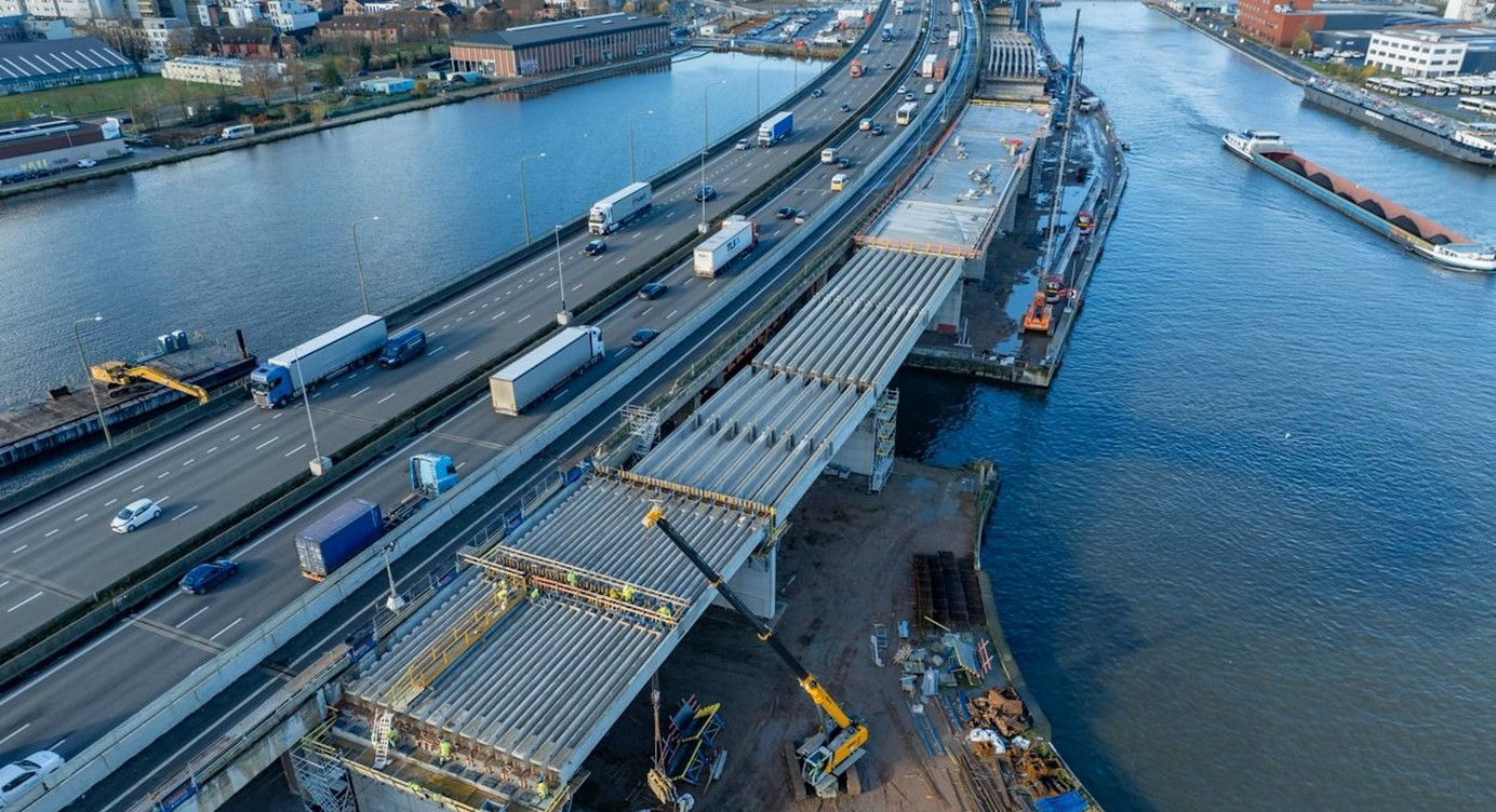 De werken aan de Bypass voor de bouw van de Oosterweelverbinding.